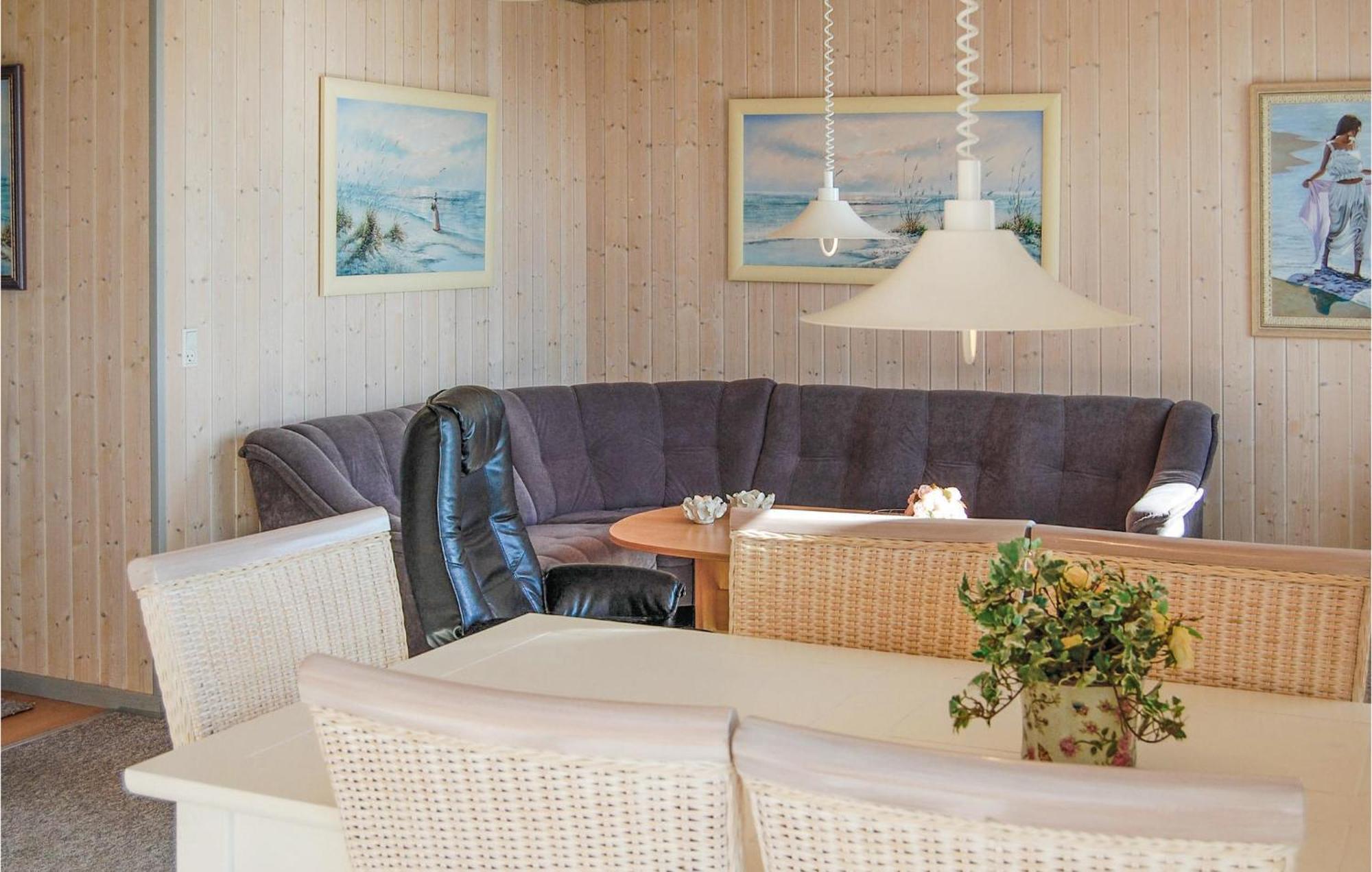 2 Bedroom Gorgeous Home In Hvide Sande Havrvig Exterior foto